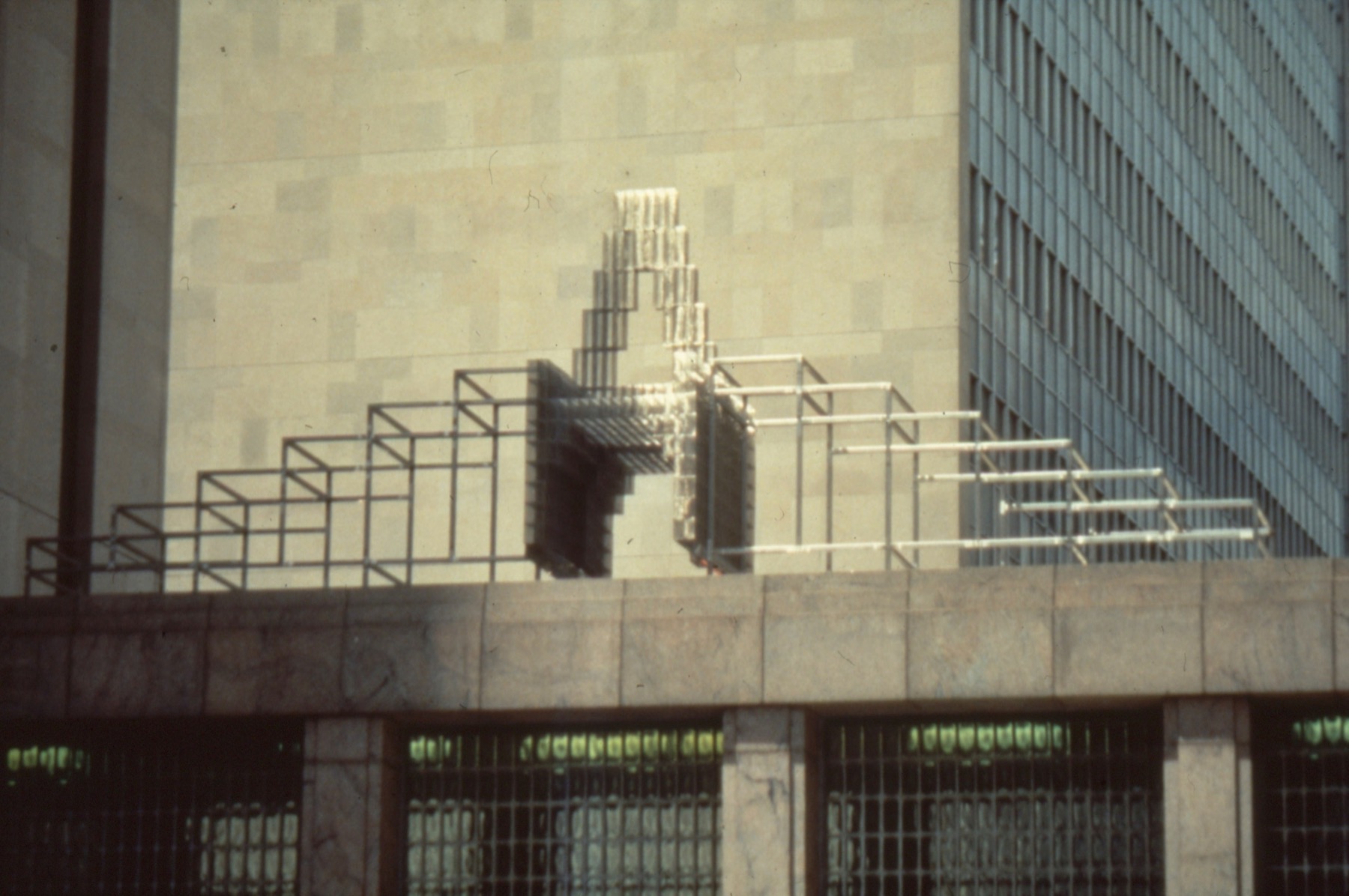 Solomon's Throne, Manhattan Detention Center